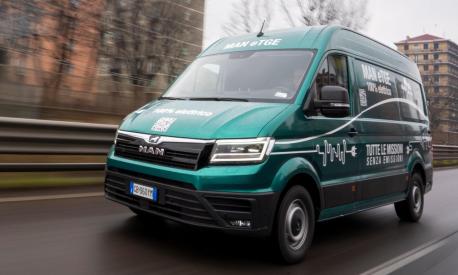 6247328400a15.r_d.808-484-3576